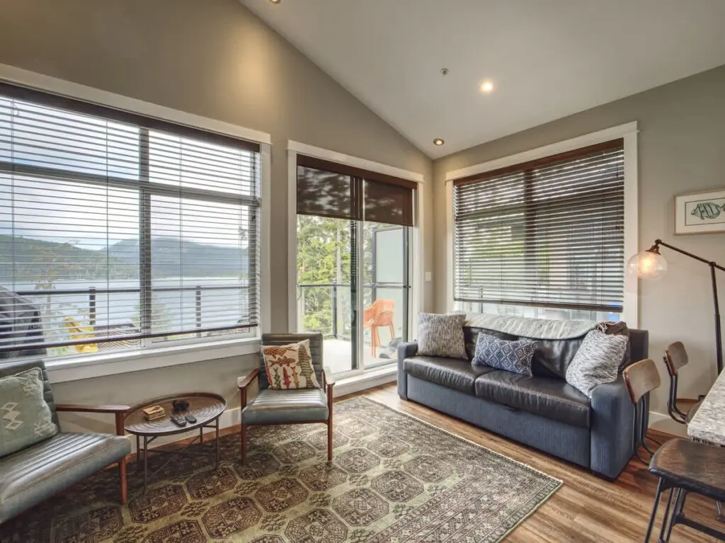 0d1caa0b 08f5 4d 2TOly