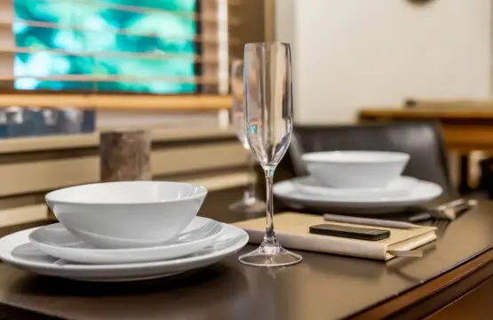 0ec13dc1 c3b7 45 AqOvJ