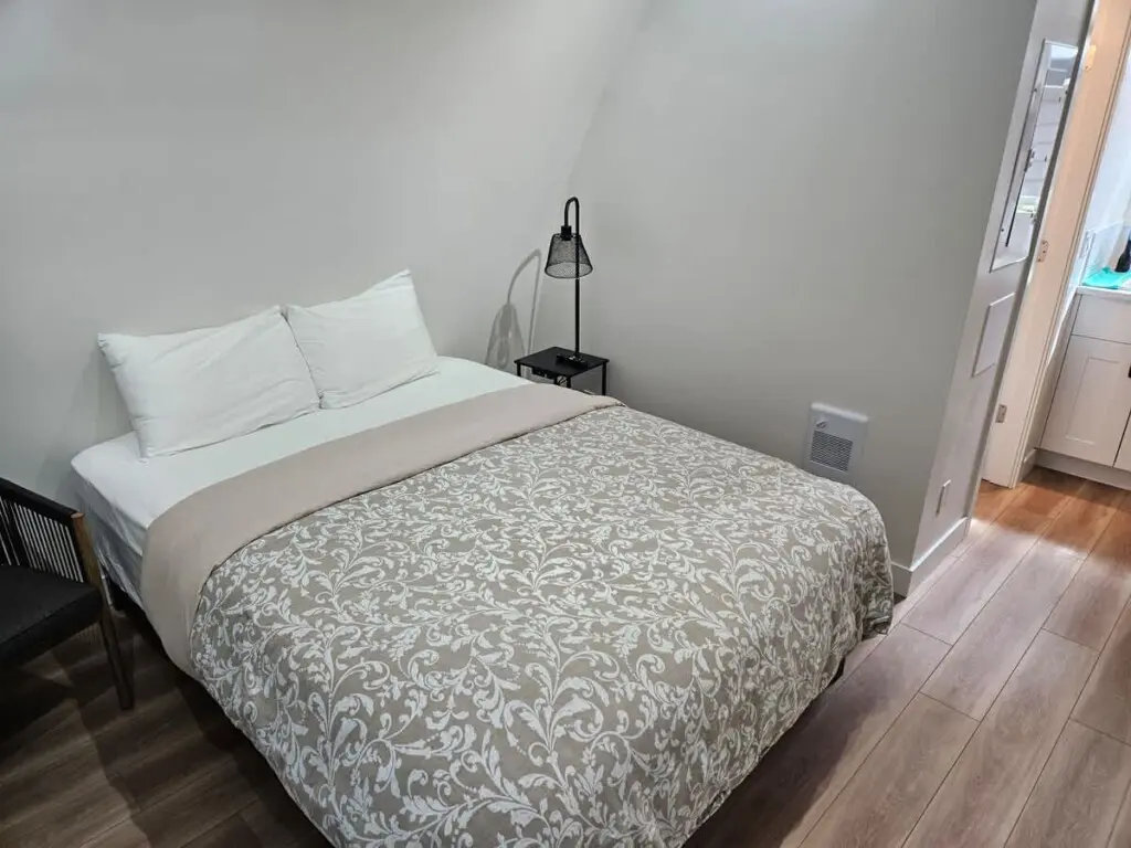 15f57f94 8de5 42 xjaW