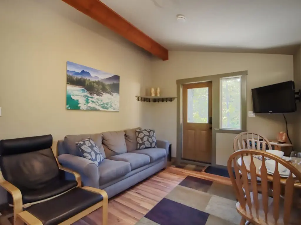 1bd91edb fc3f 42 XVIyA