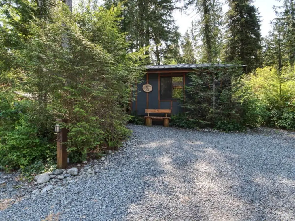 1db41c11 fa7d 44 c8Fsd