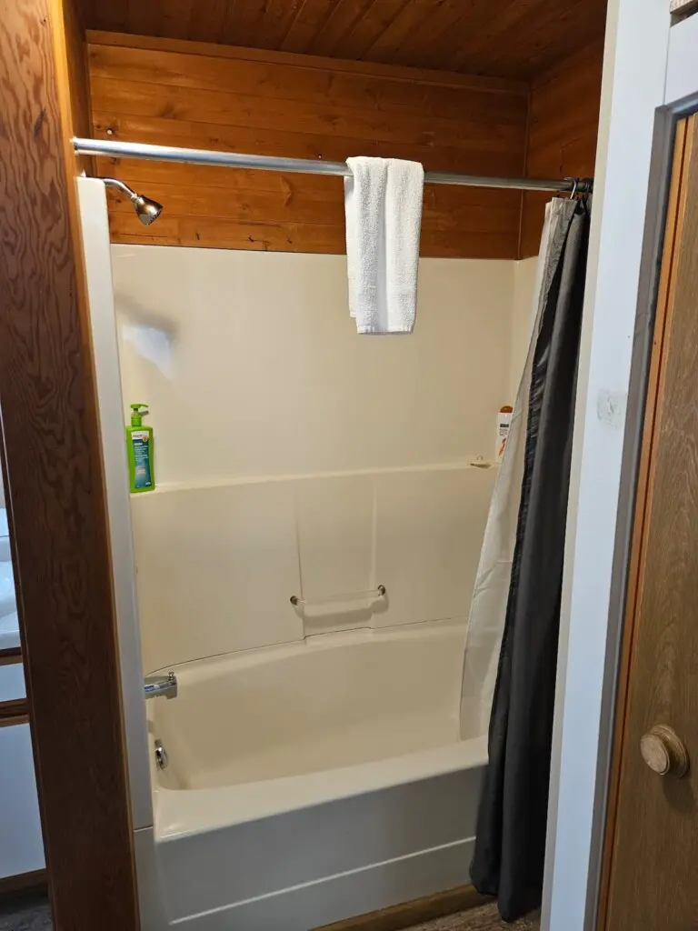 26980c17 9ea5 44 6rOjq