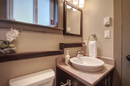 26e8cee9 436e 42 erRtU