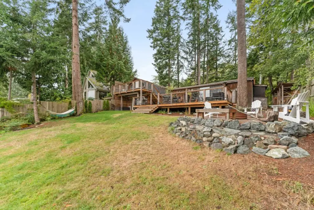 272cb448 8527 4c 4MF0Q