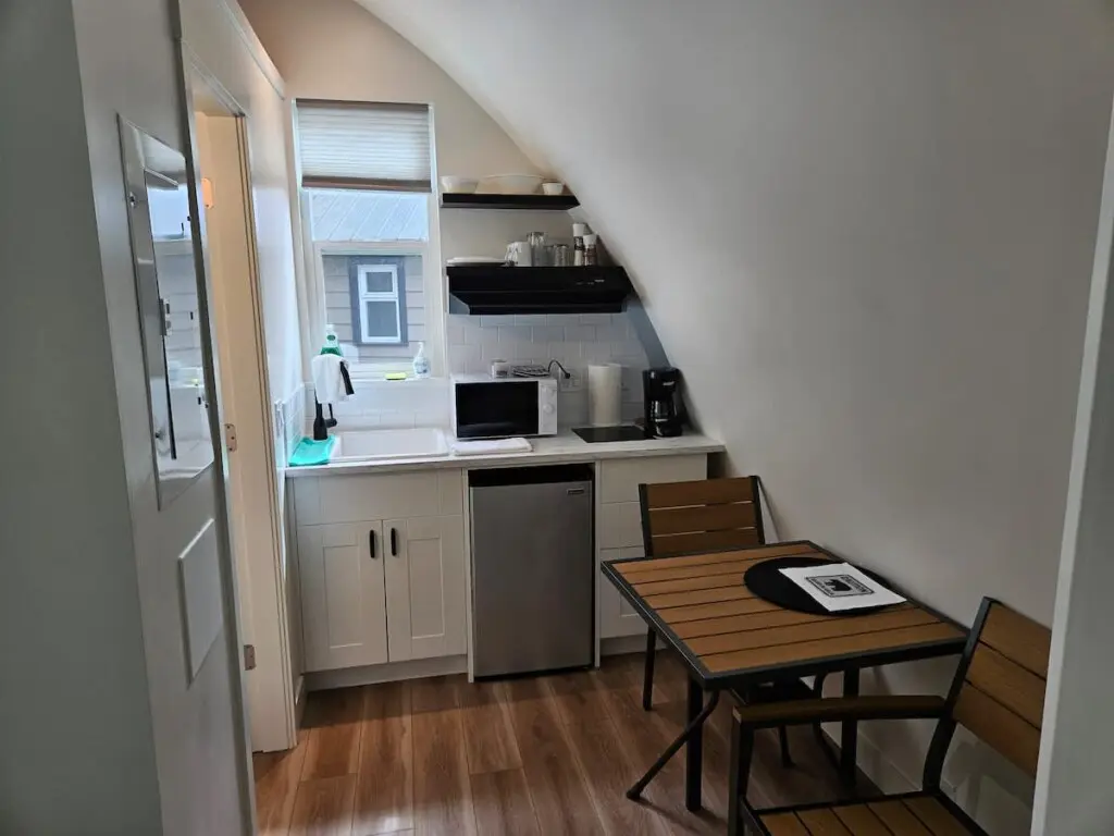 28549cea 5835 47 22WM