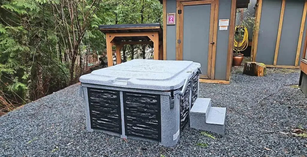 2af437eb d64d 44 XmwKh