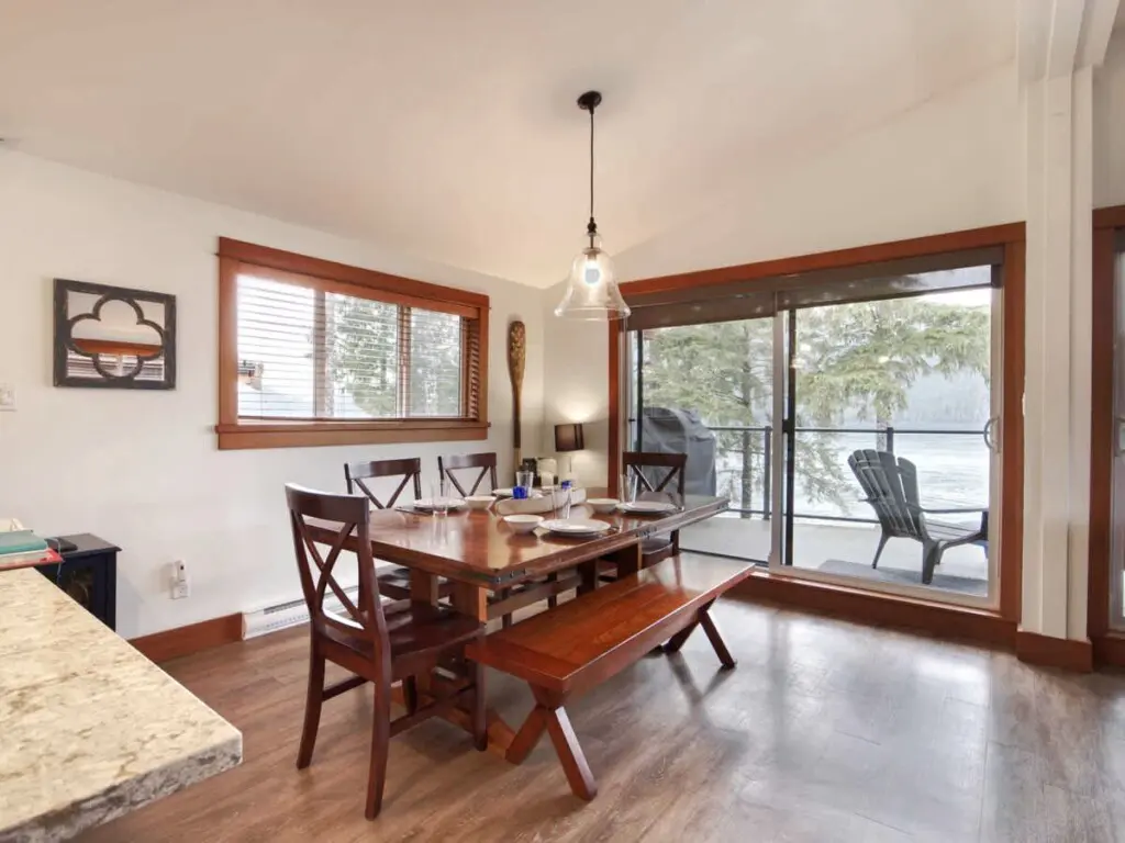 2cf7b67f 161c 46 9b Fm