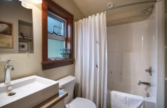 2f173a4e ac99 46 Eyk5W