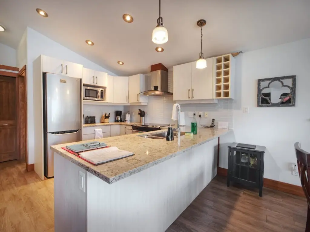 309f261b 7f76 44 QOiaE