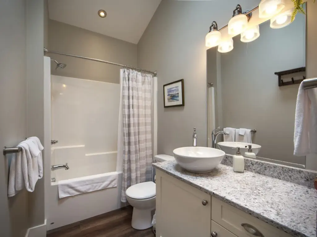 334d0b1f 3a6e 4f f6IKX