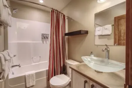 36916e2b e58c 44 uxt9l