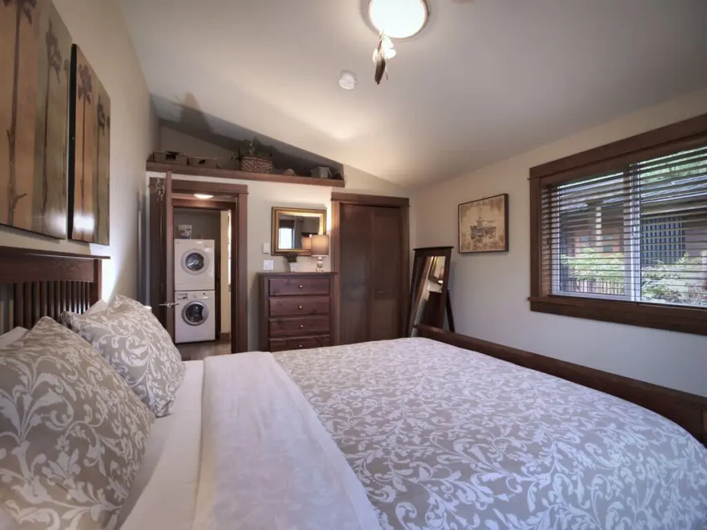 3ca63ea4 5d50 43 Q6zrl