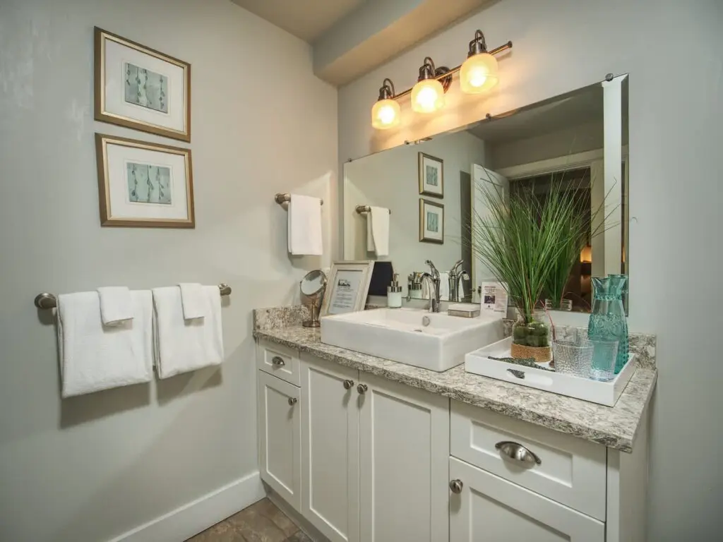 3ff615a4 b9e7 4f L5dNx