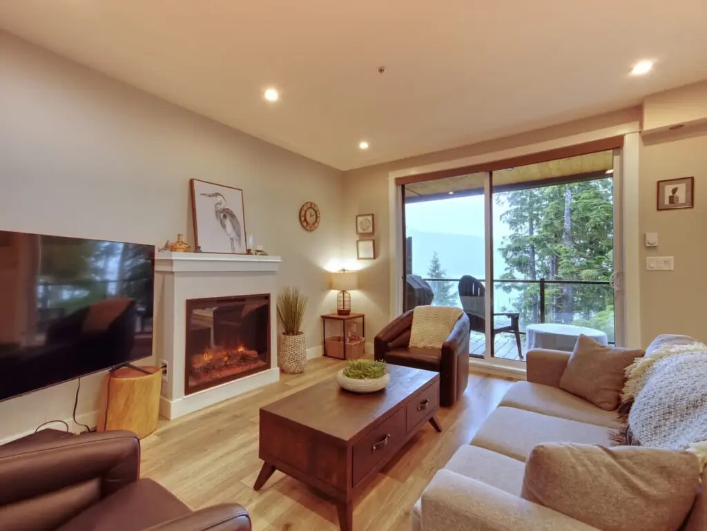 43021e64 503b 46 aRV6S