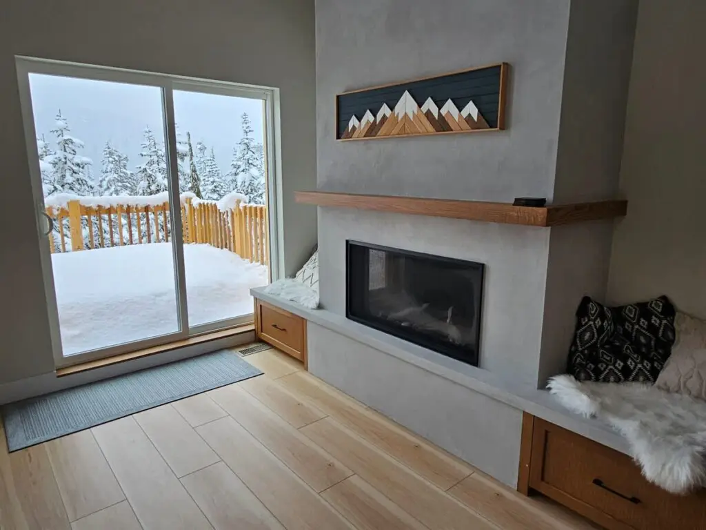 448335c4 74f3 4d V01Ge