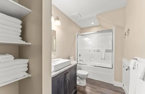 449c191f 62b5 41 Hza7H