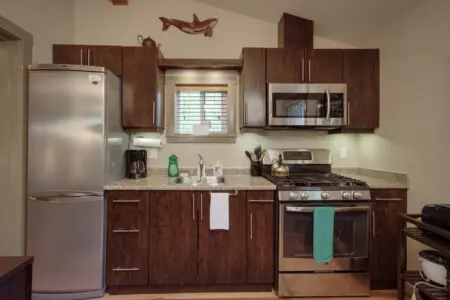 4af22890 c8ee 40 gnFH6