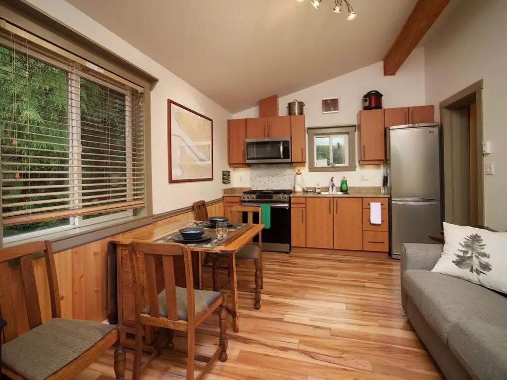 4b98487a 1c7b 47 Tinse