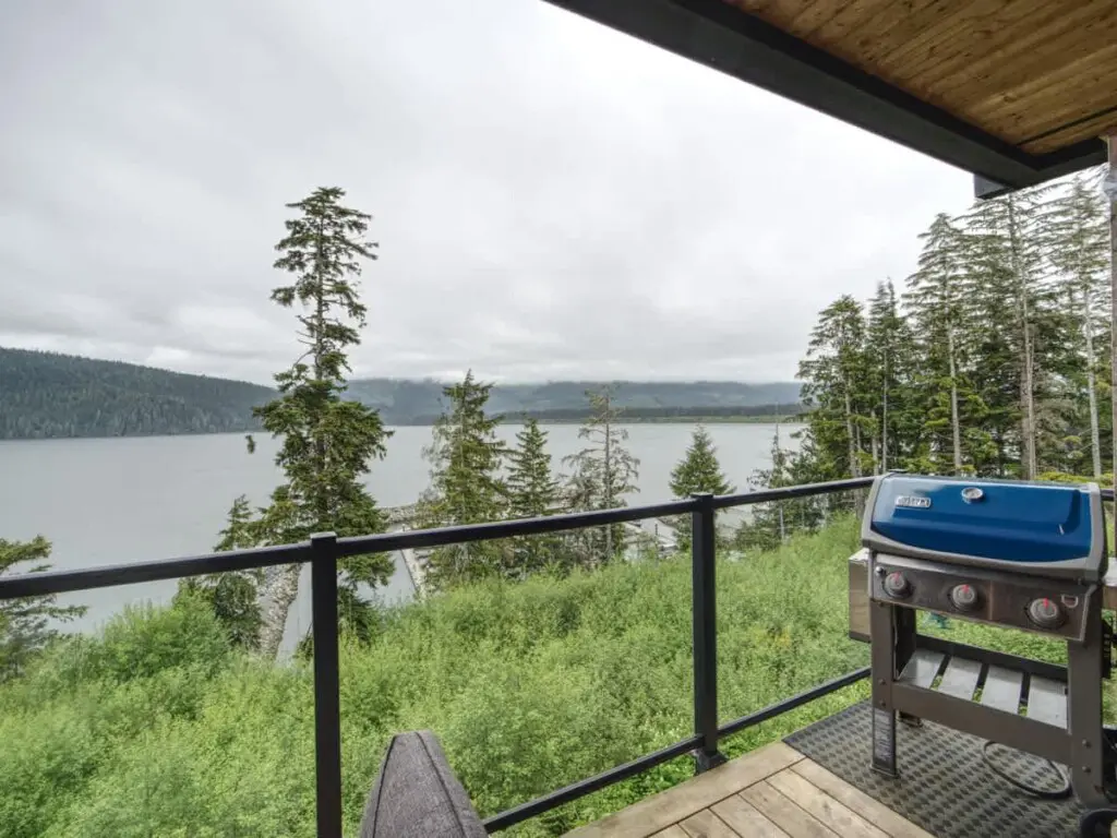 4bbbaa5c ee51 45 lTUok