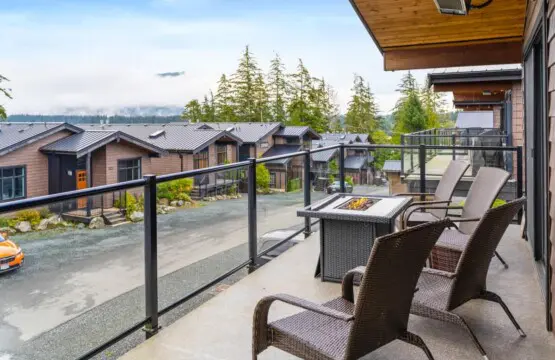 55c16e7f 76d3 46 gKadZ