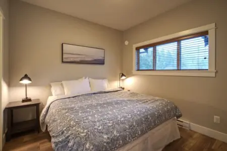 61526869 18e0 4c DfU0y