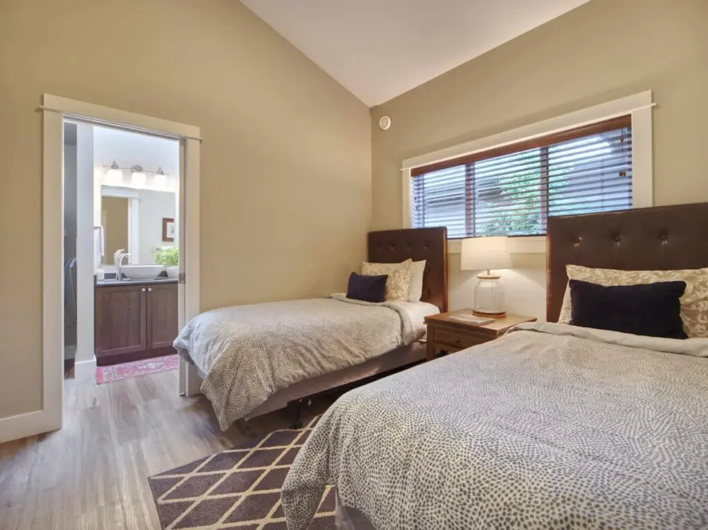 69822af3 ccfb 4b 2o3Ow