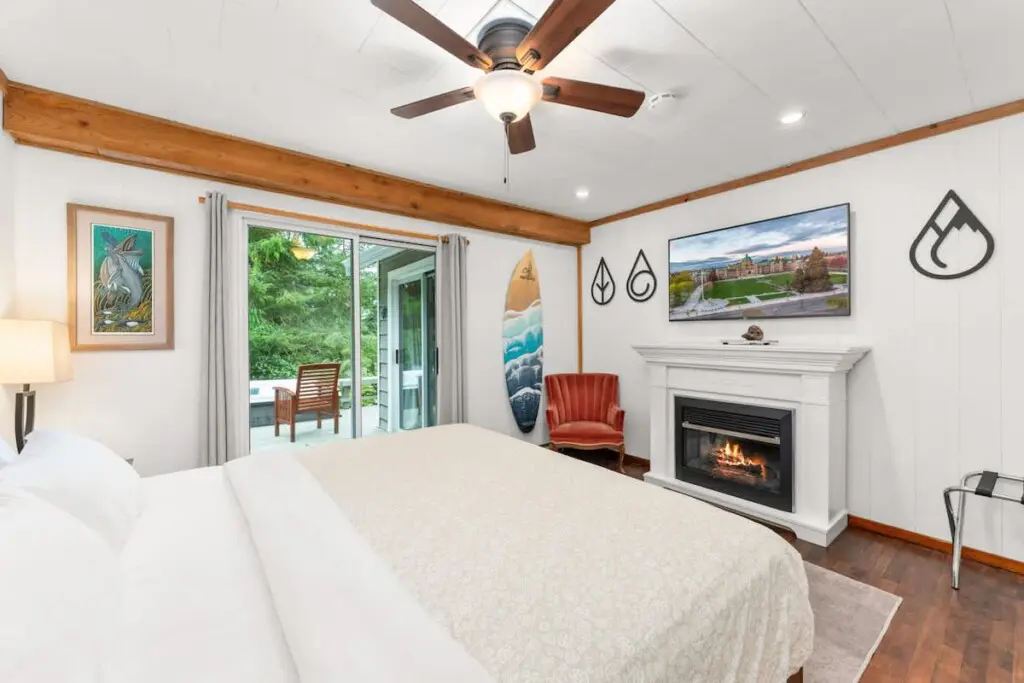 6a5f10d7 5096 44 3ACJj