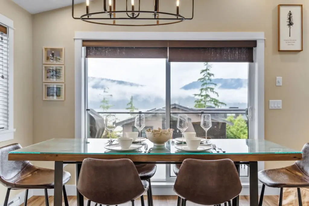 6bb8f301 6514 43 BnTy6