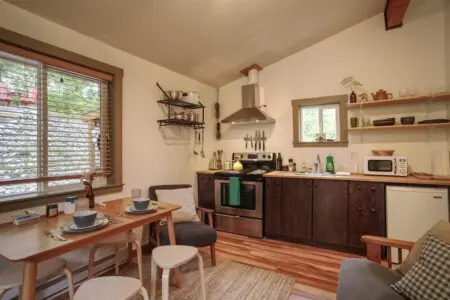 6cb887fc 6ffd 4a 3oMce