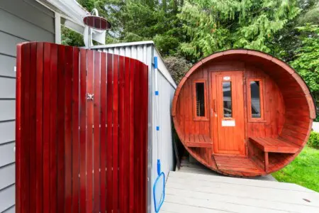 705ade7a 8855 47 qWubk