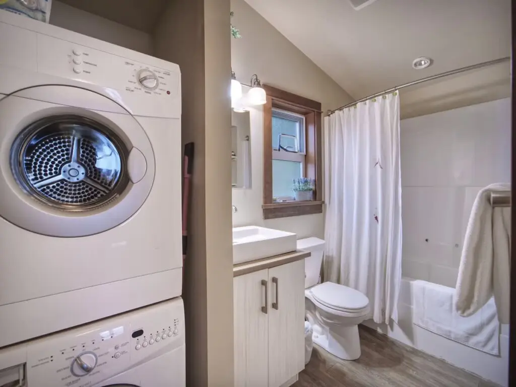 730a3bc7 cb60 4f jCz8L