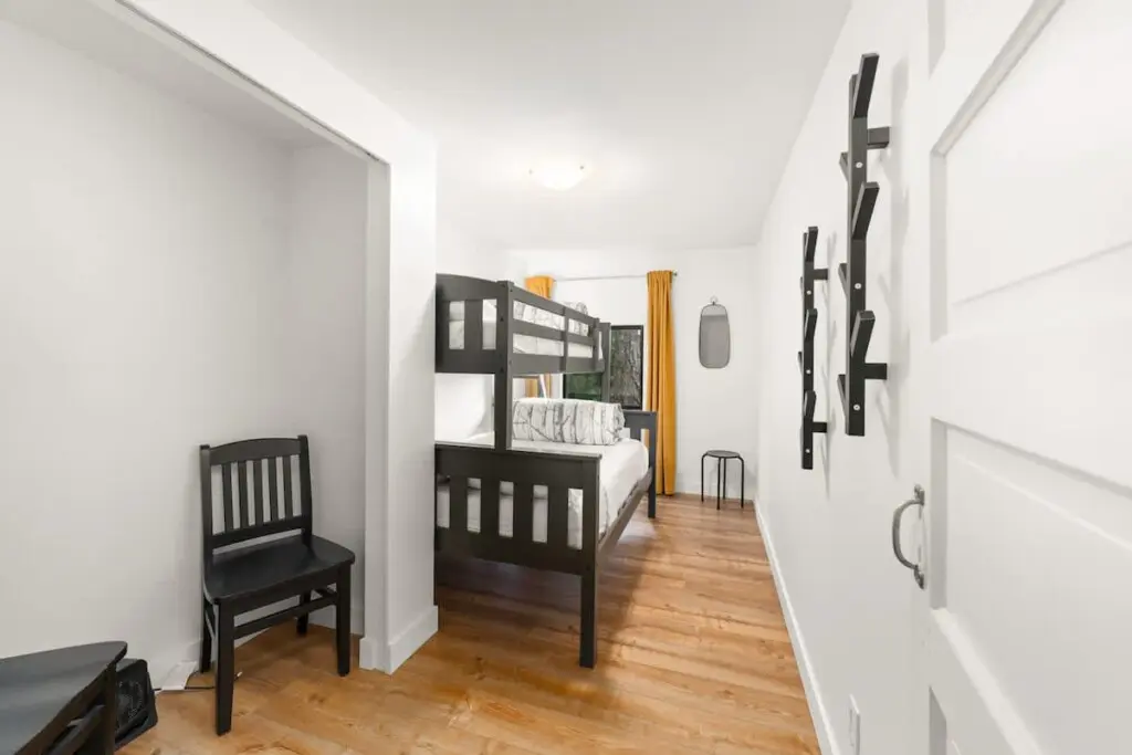 75b034f4 0d09 48 Z0qXb