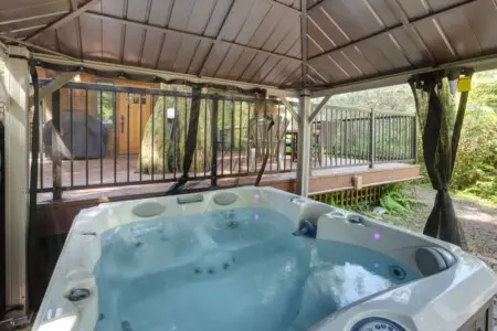 76aaedcd af86 45 Q L3z