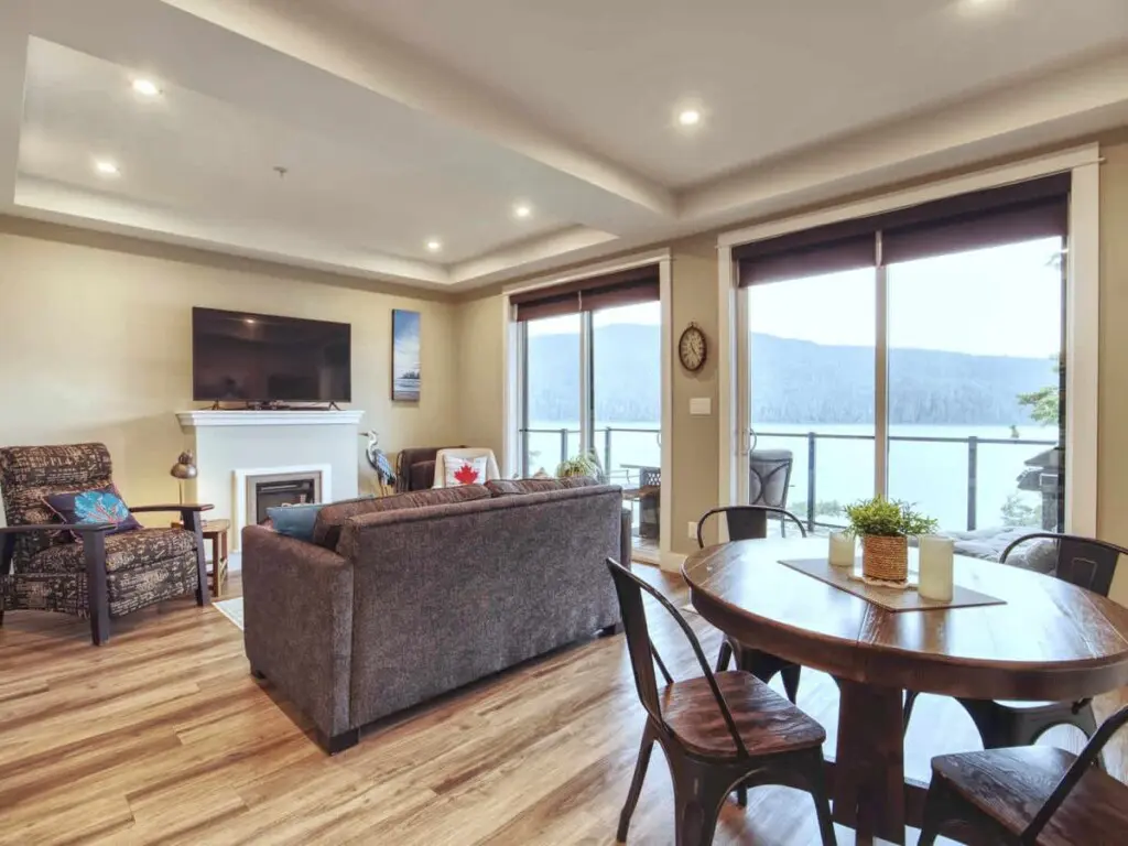 7866eca8 e1bc 4c STt2x