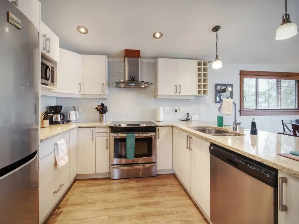 7a43a4fb f843 4e o8IBd