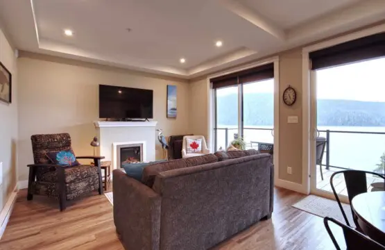 87396269 14c9 4b BvZEW