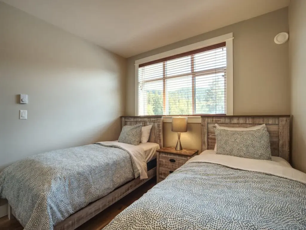 875505f6 99b4 4f A5gP0