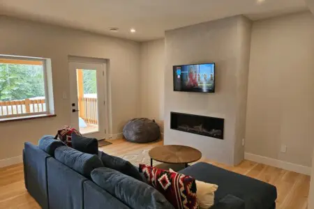 8a24db7b d1aa 4e 2xKz9