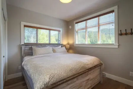 8e797498 3a5c 40 srR0m