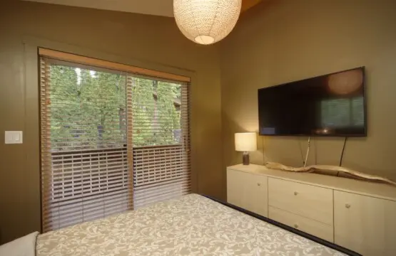 9445f23d 70cd 46 XCTZv