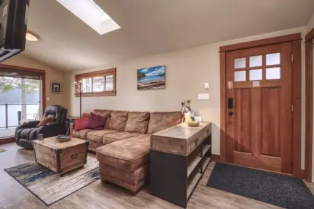 a1a35176 e982 45 KRnqO