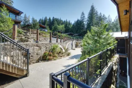 a4816d95 44c8 4a pvnCT