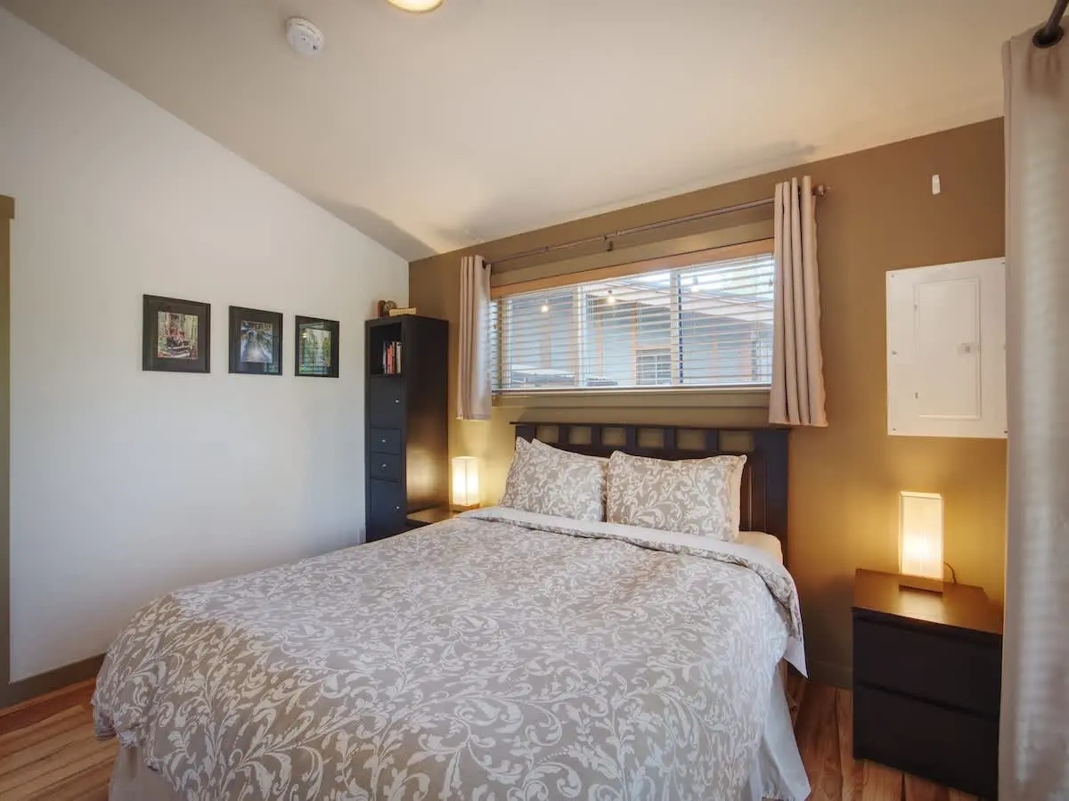 a599e162 1309 44 6RwWN