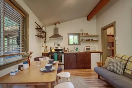 a67b7e9b 0dcd 43 u1vej