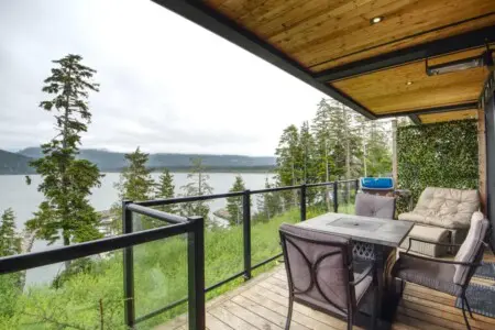 a8c70946 bb32 43 c2NLb