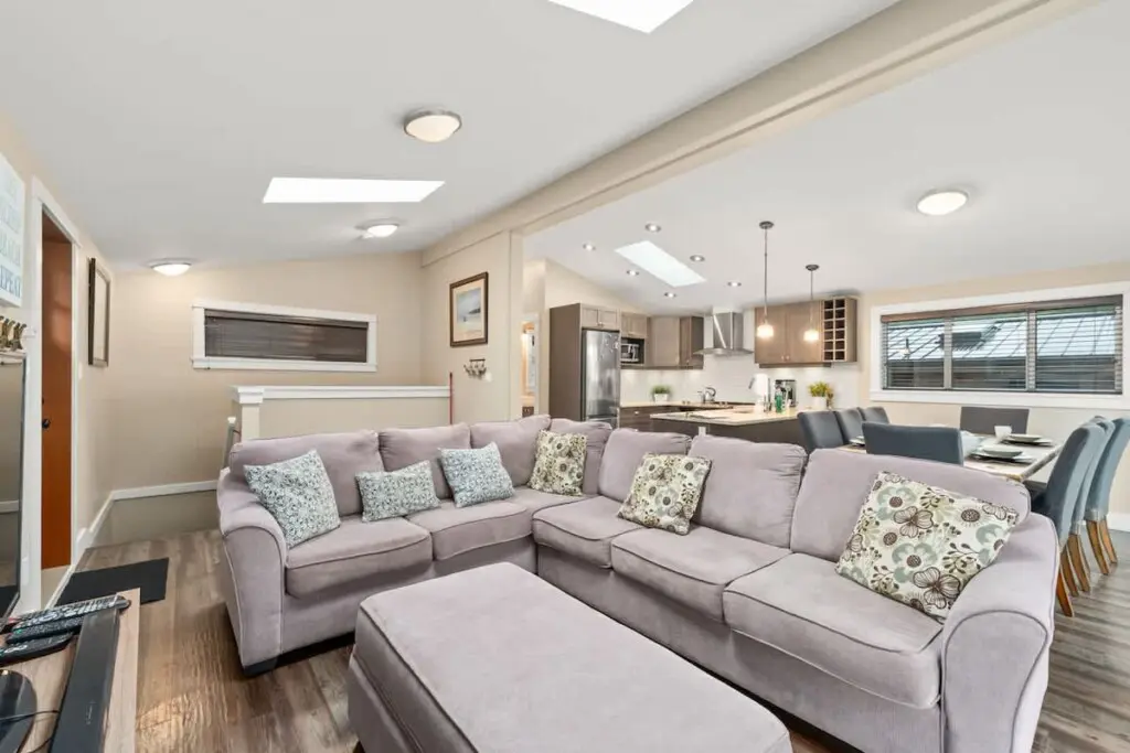 a955db19 72db 45 diU32