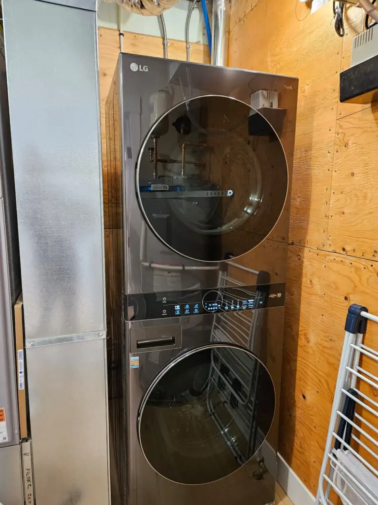 a9e7d1fb 9bf5 43 1zW6q