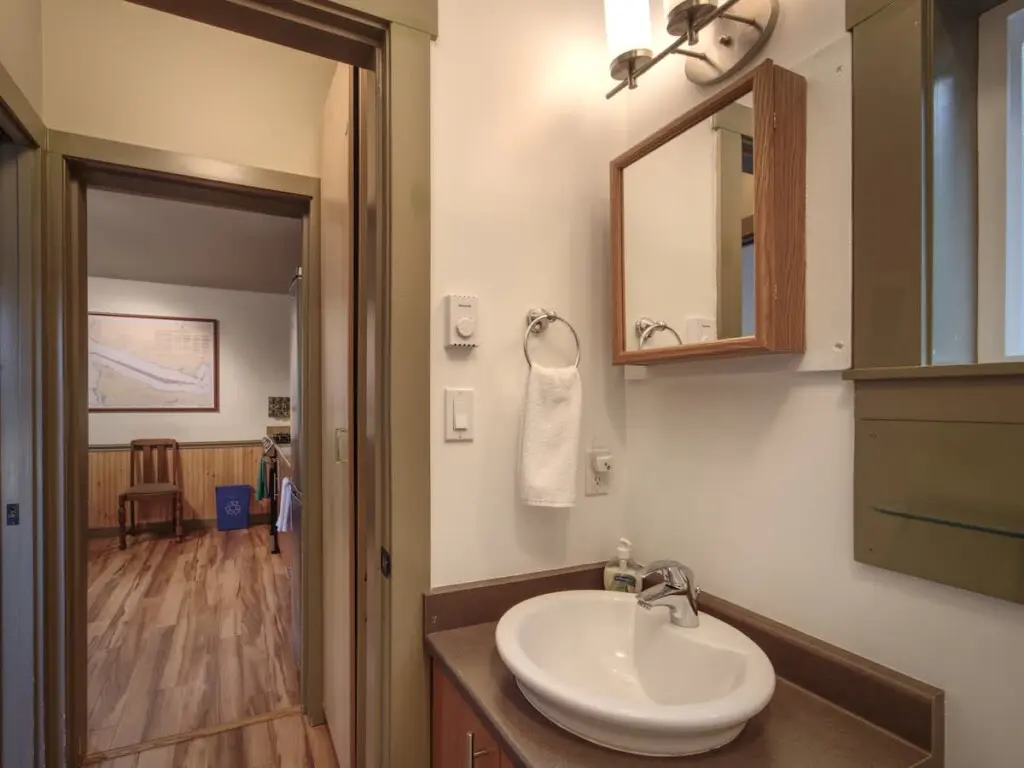 ada1d416 1df1 4d OqEXD