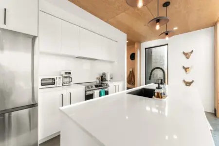 ae5f1933 ed68 43 TO7 r