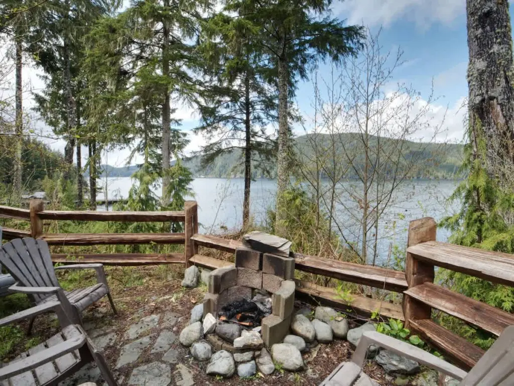 b3a9bf37 04da 4e lUkL3